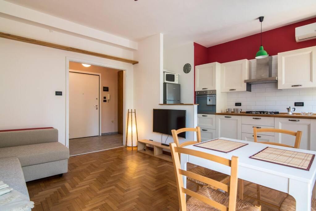 Enjoy Home - Bilocale Sulle Riviere A Due Passi Dalla Specola Padova Exterior photo